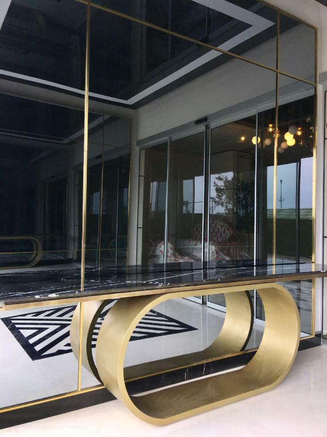 Coast Batumi Apart Hotel 외부 사진